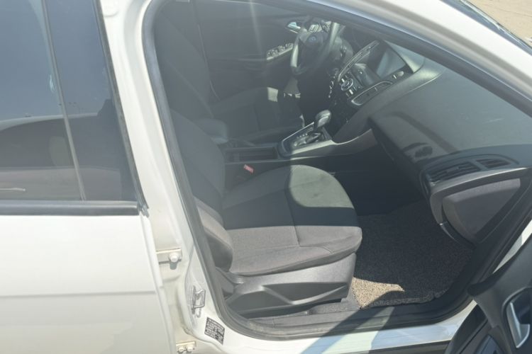 Used Ford Focus 2018 Hatchback Classic 1.6L Automatic Comfort Plus SmartDrive Edition