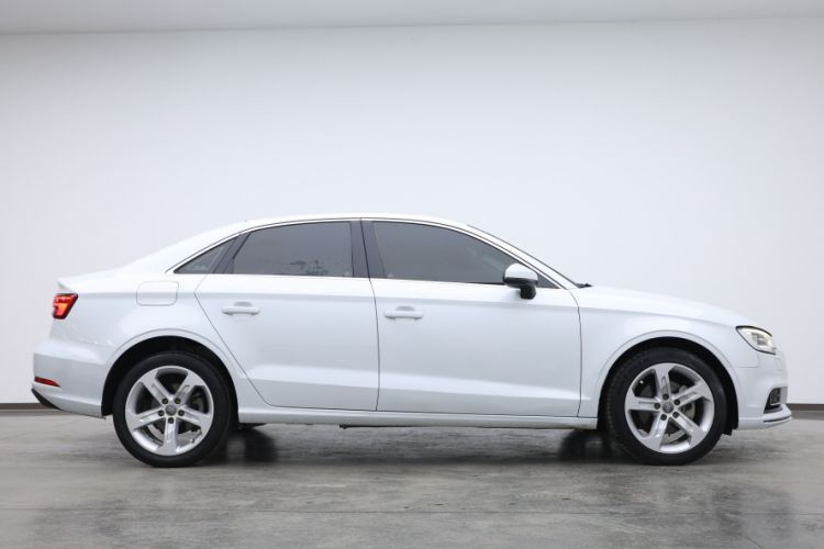 Used Audi A3 2020 Restyled Limousine 35 TFSI Ambition Version China VI
