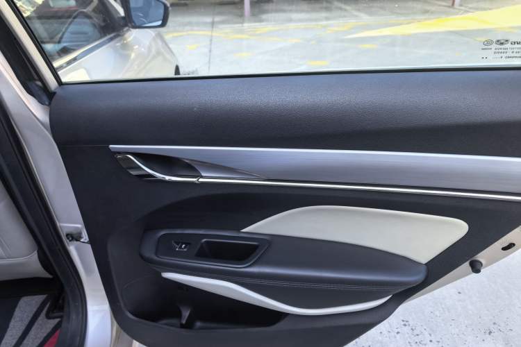 Used Geely Auto Binray 2018 14T CVT Binyi Edition
