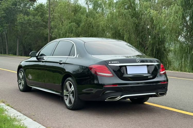 Used Mercedes-Benz E-Class 2018 Facelift E 200 L Sport Edition
