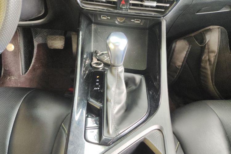 Used Roewe i5 2021 1.5L CVT Diamond Edition
