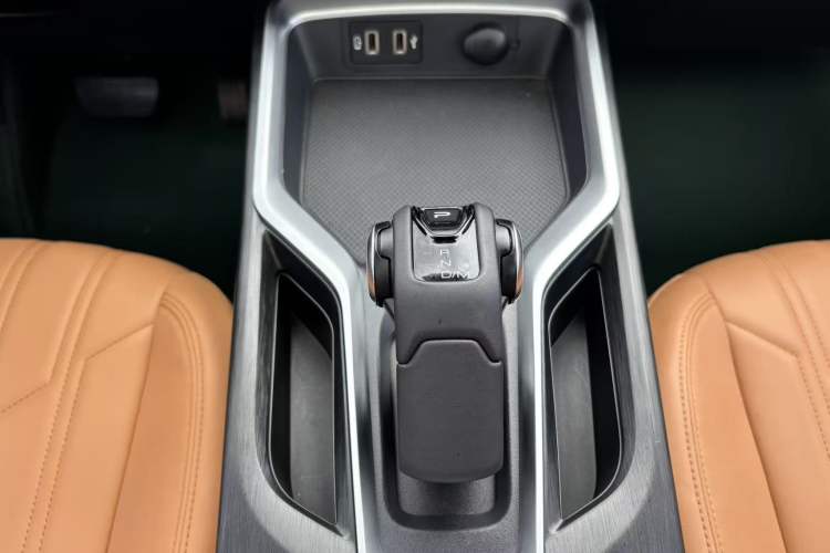 Used Haval H5 2023 2.0T Automatic All-Wheel Drive LinkedIn Gasoline
