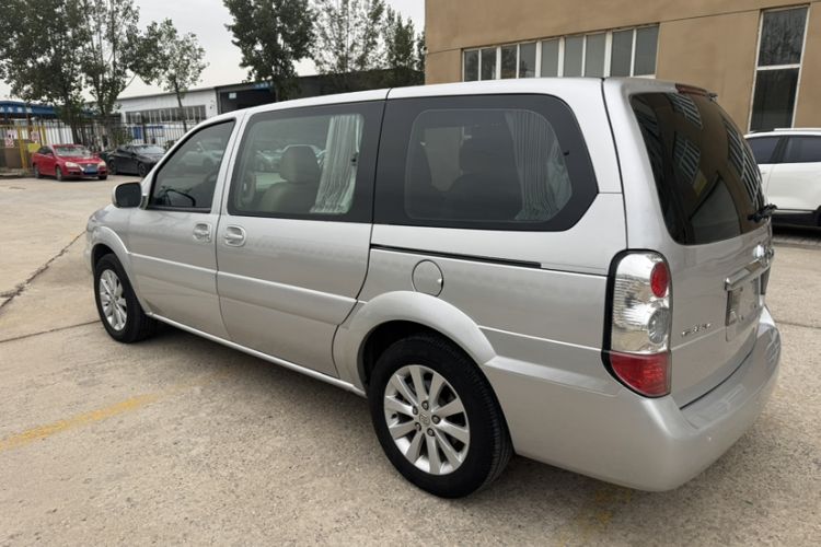 Used Buick GL8 2014 2.4L Executive Edition
