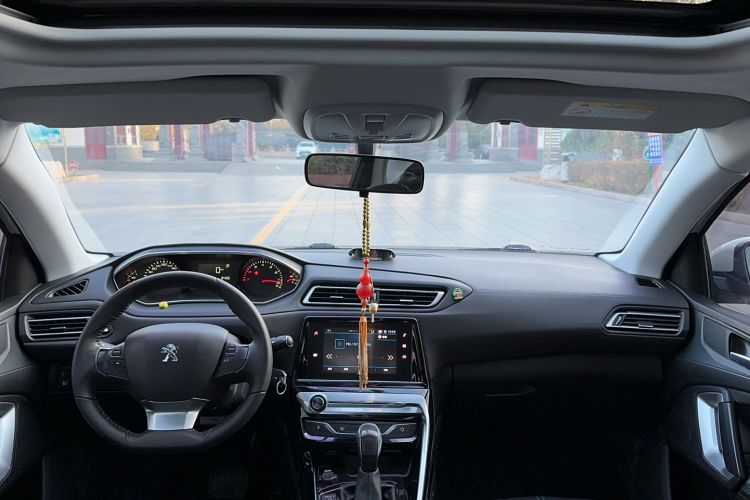 Used Peugeot 308 2018 1.6L Automatic Luxury Edition
