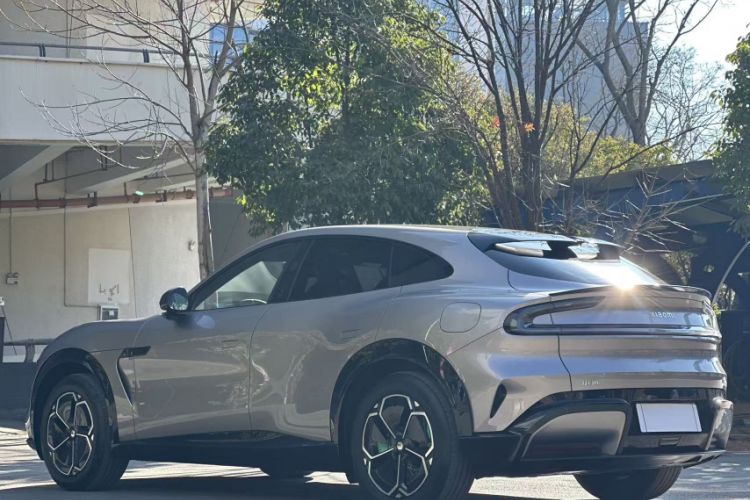 Used  YU7 2025 Ultra-Long Range Rear-Wheel Drive Version
