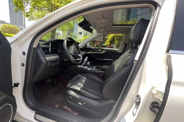 Used Hongqi HS5 2022 Revised Version 2.0T Smart Connect Flagship Edition

