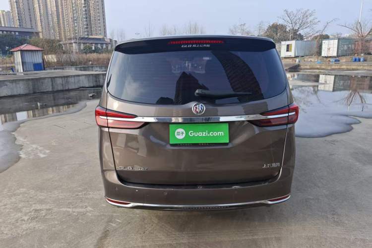 Used Buick GL8 2021 Land Cruiser Executive Class 652T Comfort Model
