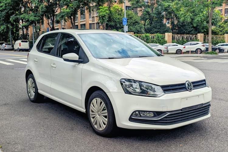 Used Volkswagen Polo 2016 1.6L Automatic Comfort Model
