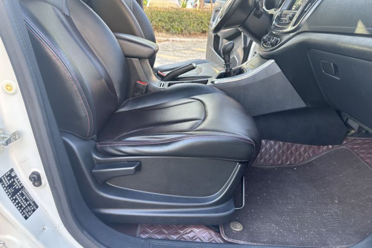 Used Baojun 560 2016 1.5T Manual Luxury Version
