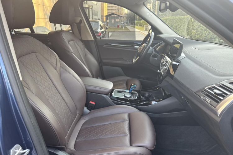 Used BMW iX3 2022 Leading Model