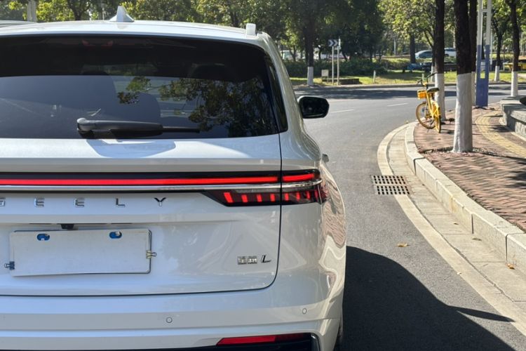 Used Geely Auto Monjaro L 2024 2.0TD High-Power Automatic Two-Wheel Drive Skyline Edition
