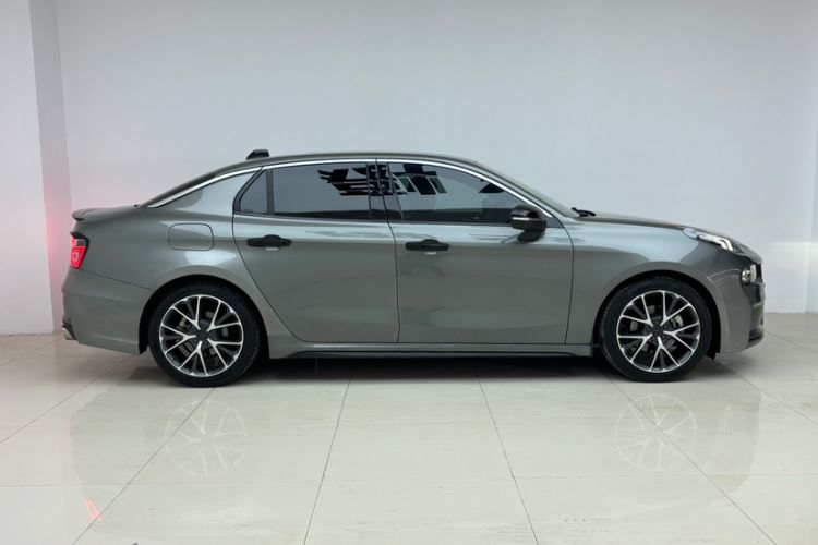 Used Lynk & Co 03 2022 2.0TD DCT JingPro
