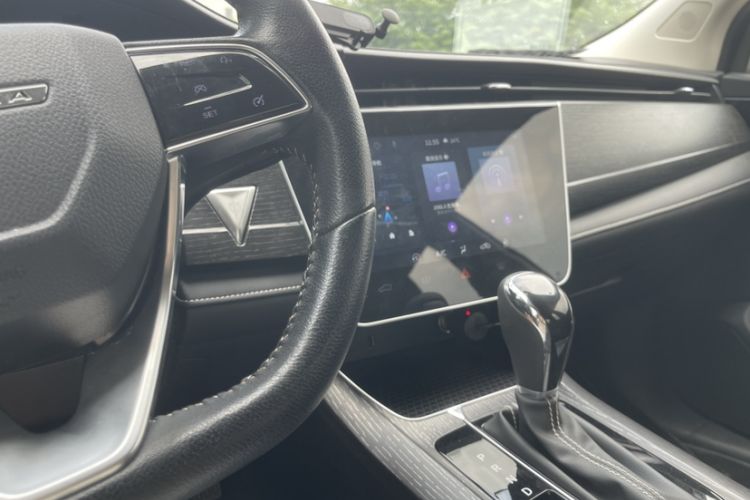 Used Venucia D60 2021 PLUS 1.6L XV CVT Smart Edition
