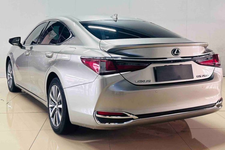 Used Lexus ES 2020 200 Excellence Edition