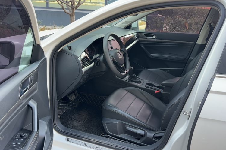 Used Volkswagen Lavida 2018 1.5L Automatic Comfort Edition China V Standard