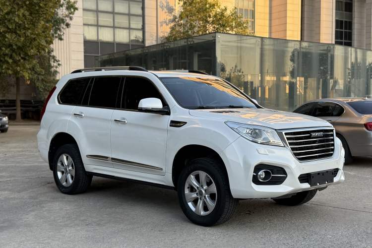 Used Haval H9 2017 2.0T Gasoline 4x4 Luxury 7-Seater
