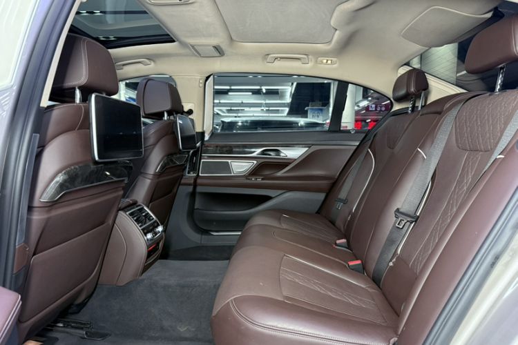 Used BMW 7 Series 2017 740Li Luxury Edition
