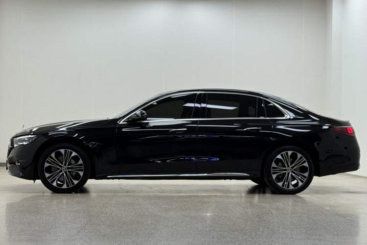 Used Mercedes-Benz E-Class 2025 Facelift E 300 L Luxury Edition