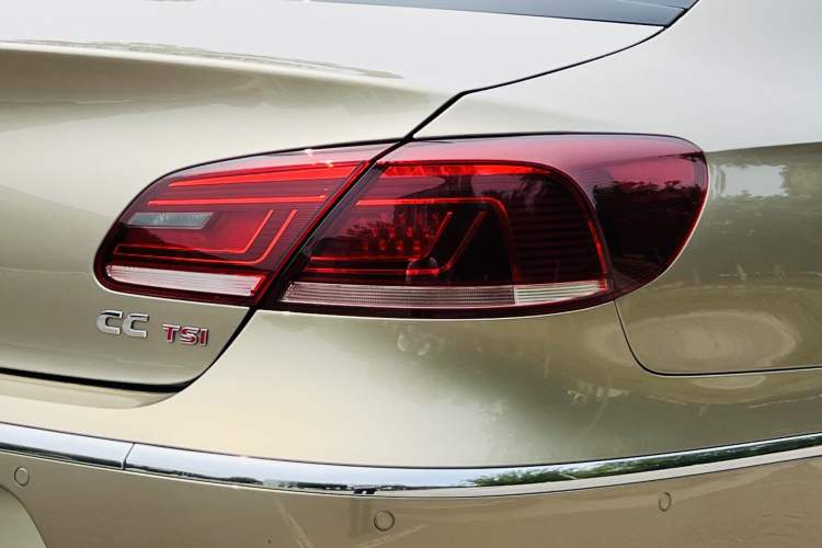 Used Volkswagen FAW-Volkswagen CC 2015 2.0 TSI Luxury Model
