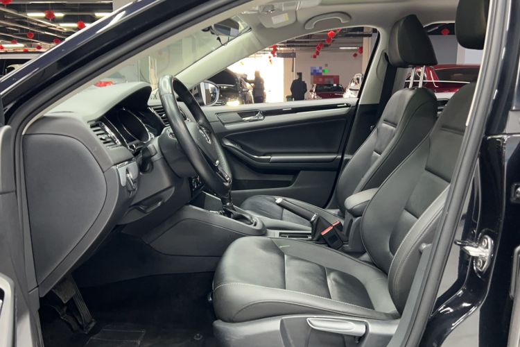 Used Volkswagen Sagitar 2018 1.6L Automatic Comfort Model