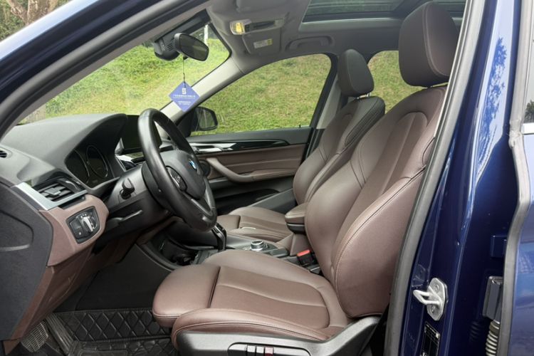 Used BMW X1 2020 sDrive25Li Leading Model
