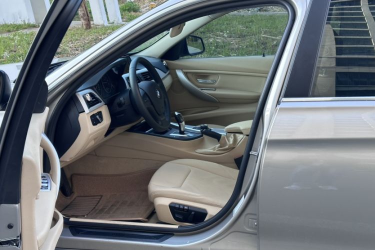 Used BMW 3 Series 2015 320Li Luxury Edition Fashion Model
