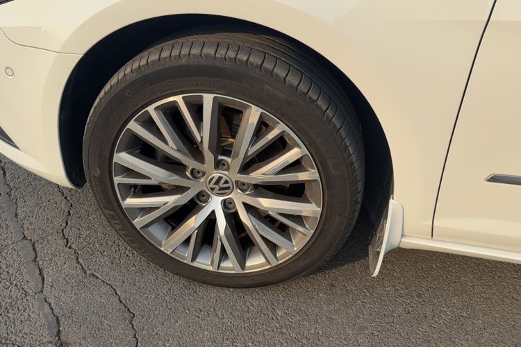 Used Volkswagen FAW-Volkswagen CC 2016 1.8TSI Luxury Model
