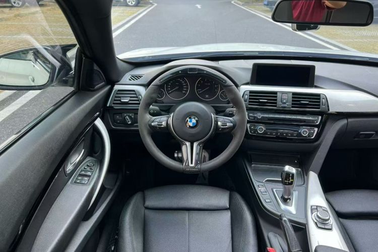 Used BMW 3 Series GT 2017 320i M Sport
