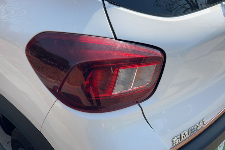 Used Dongfeng NAMMI BOX 2022 Chasing Wind Edition 351 km Advanced Model