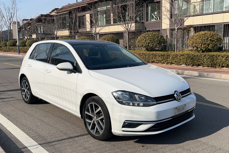 Used Volkswagen Golf 2020 200TSI DSG Comfortable and Ambitious Edition
