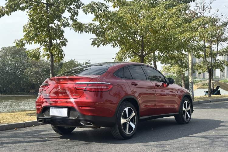 Used Mercedes-Benz GLC Coupe 2017 GLC 200 4MATIC Coupe SUV
