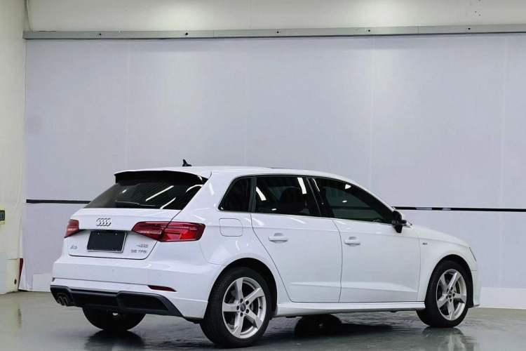 Used Audi A3 2020 Sportback 35 TFSI Fashion Edition China VI Emission Standard
