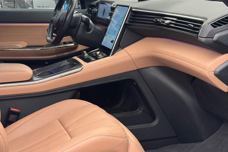 Used Nio ES8 2020 415 km Range 7-Seater Version
