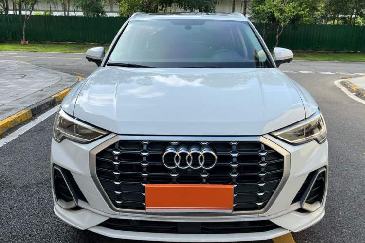 Used Audi Q3 2019 35 TFSI Advanced Dynamic Edition
