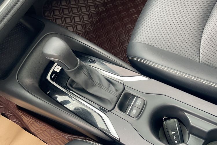 Used Toyota Corolla 2021 1.2T S-CVT Luxury Edition
