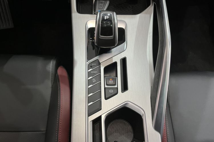 Used Geely Auto Coolray 2020 Facelift 240T DCT Hunter
