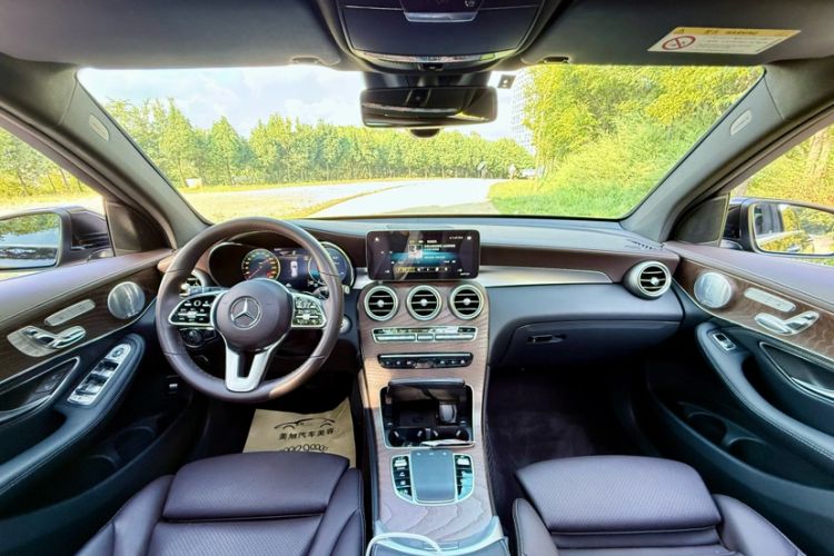 Used Mercedes-Benz GLC 2020 GLC 300 L 4MATIC Dynamic Edition
