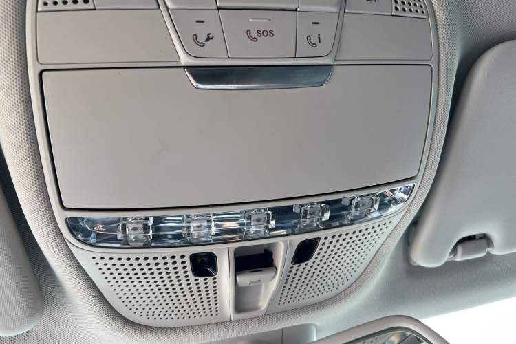 Used Mercedes-Benz C-Class 2017 Facelift C 200 L Sport Edition
