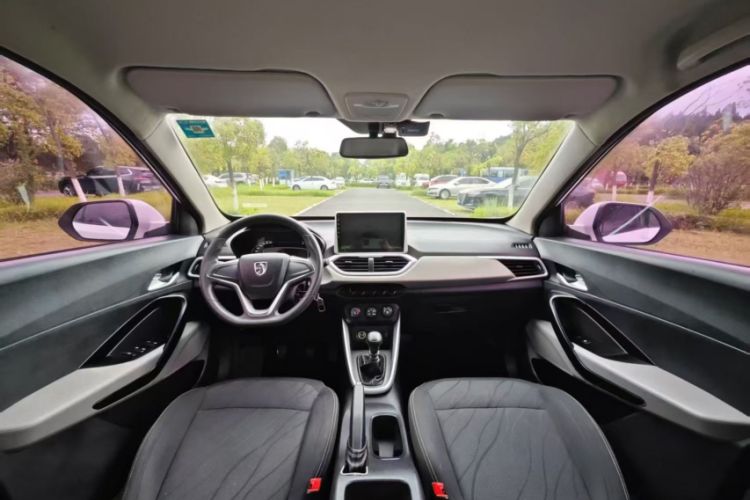 Used Baojun 510 2019 1.5L Manual Jingxiang Model 77kW China VI Emission Standard
