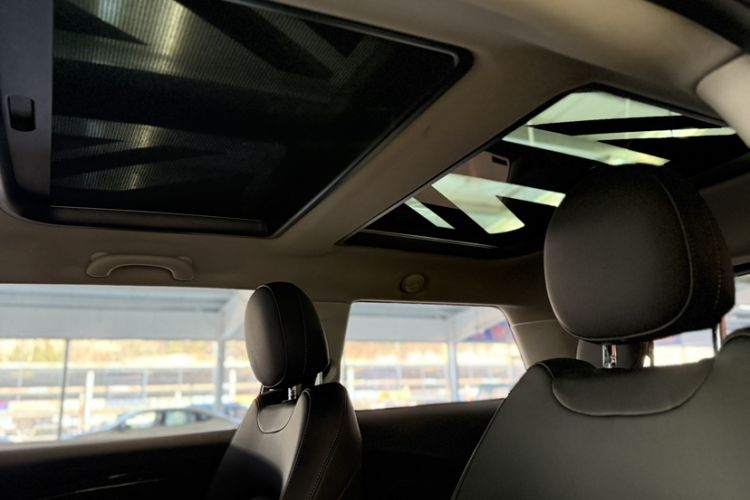 Used  MINI 2019 1.5T COOPER Classic Edition
