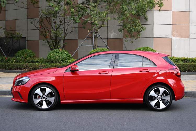 Used Mercedes-Benz A-Class (Import) 2018 A 200 Fashion Model
