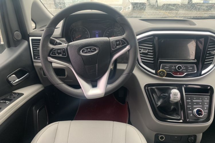 Used  M4 2016 2.0L Manual Luxury Smart Version
