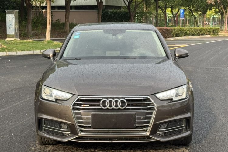 Used Audi A4L 2019 40 TFSI Ambition China VI