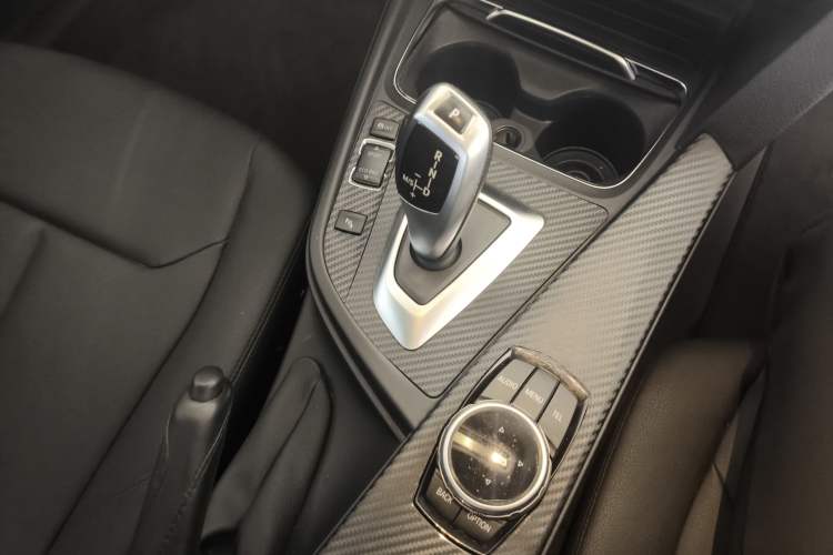 Used BMW 3 Series 2017 320Li Fashion Model
