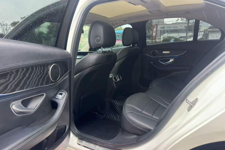 Used Mercedes-Benz C-Class 2017 Facelift C 200 L Sport Edition