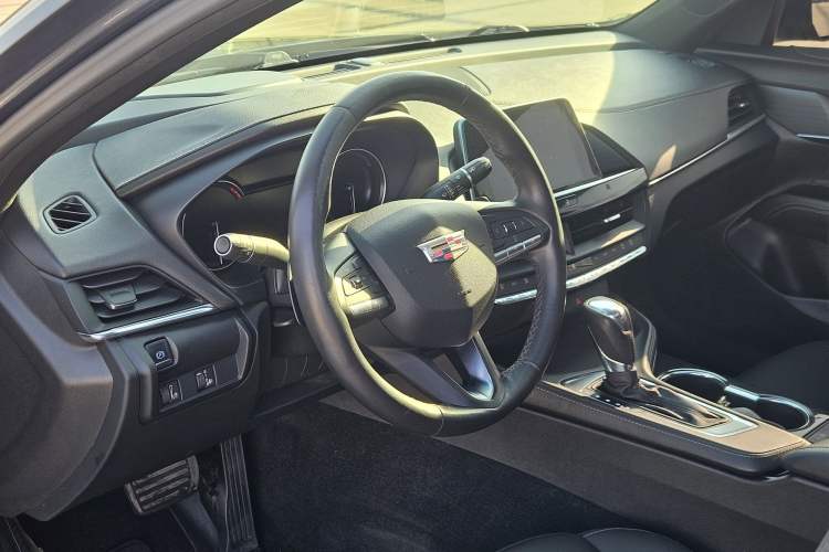 Used Cadillac CT4 2021 28T Fashion Edition
