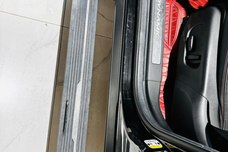 Used Land Rover Discovery Sport 2021 249 PS R-Dynamic S Performance Edition
