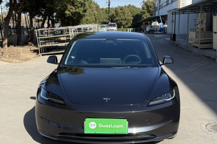Used Tesla Model 3 2023 Long-Range All-Wheel-Drive Version
