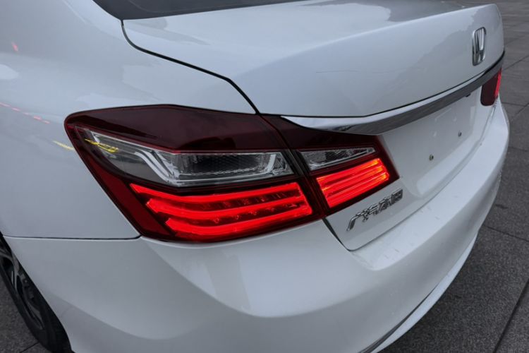 Used Honda Accord 2016 2.0L Elite Edition
