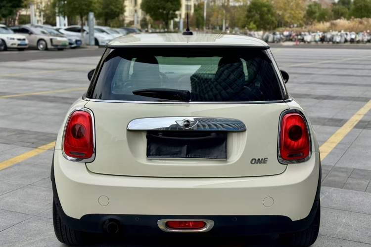 Used  MINI 2014 1.2T ONE+
